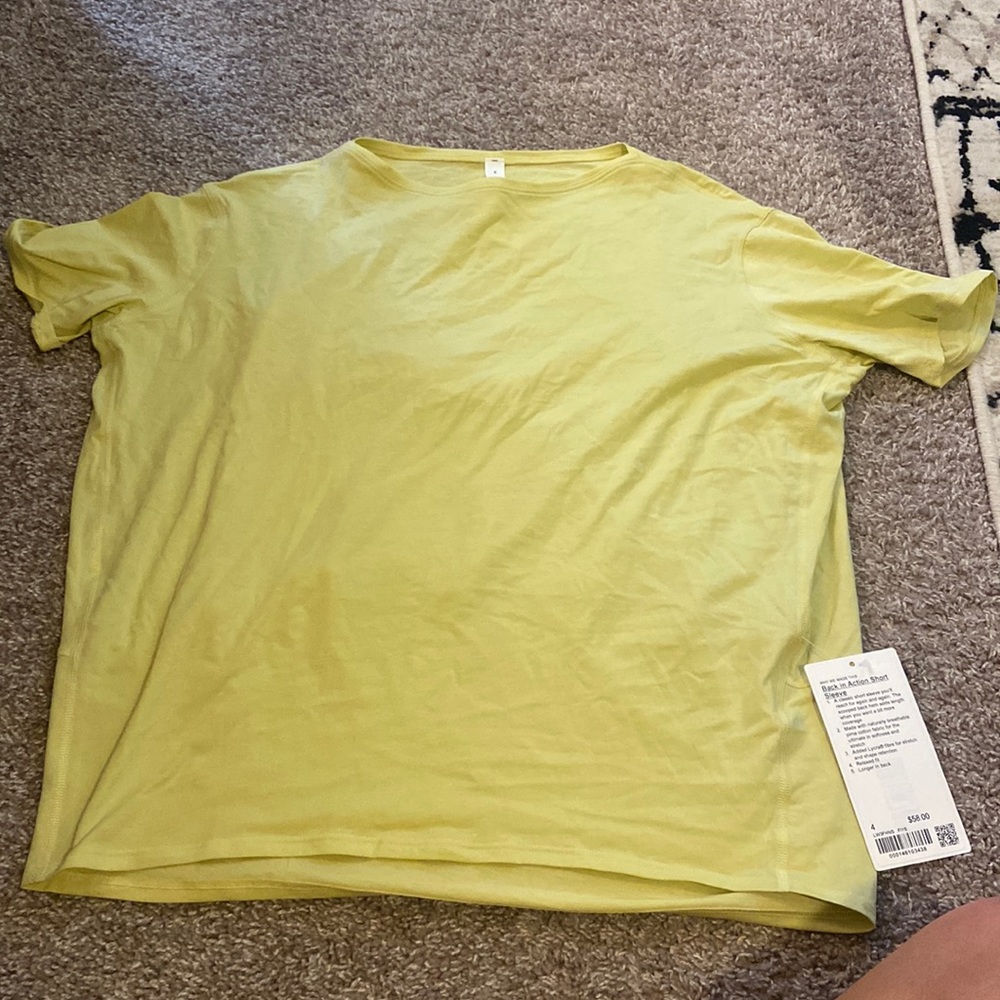 Lulu Lemon Back in Action Short Sleeve